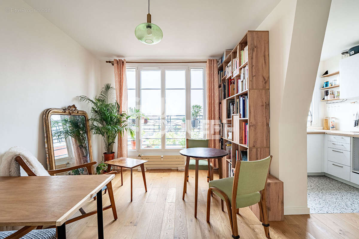 Appartement à GENNEVILLIERS