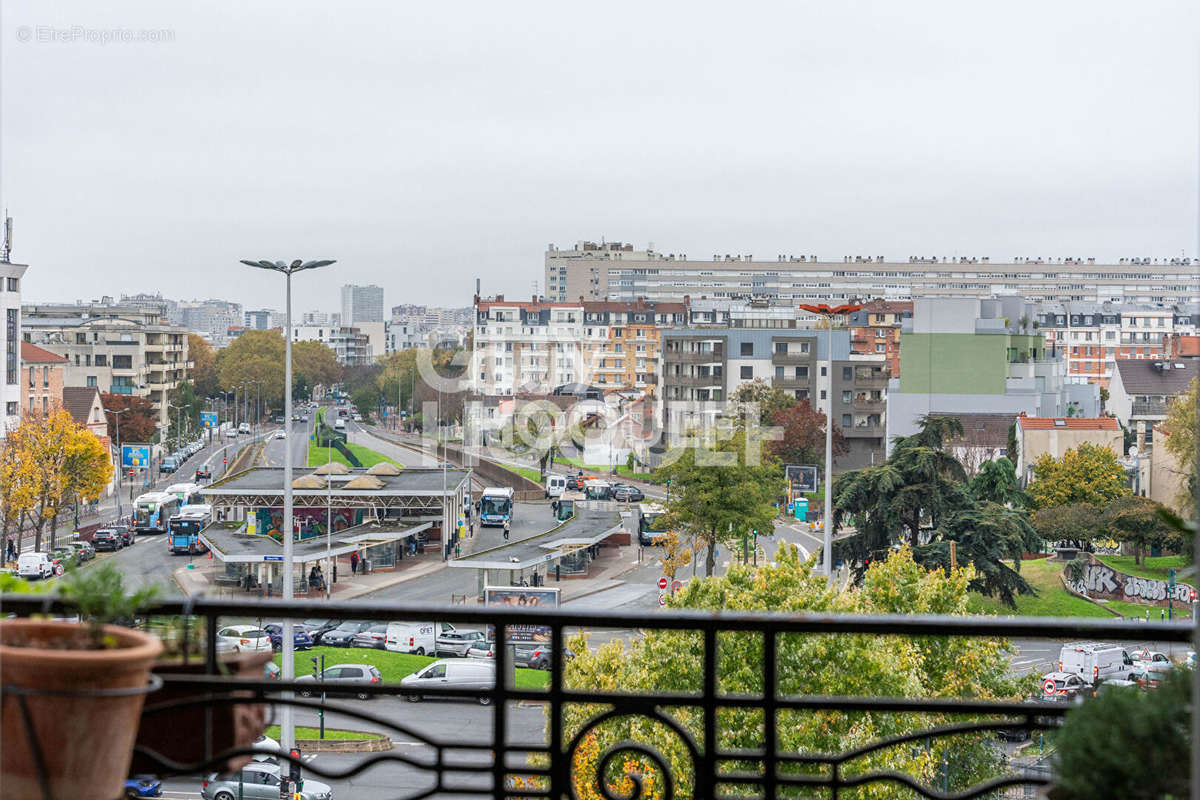 Appartement à GENNEVILLIERS