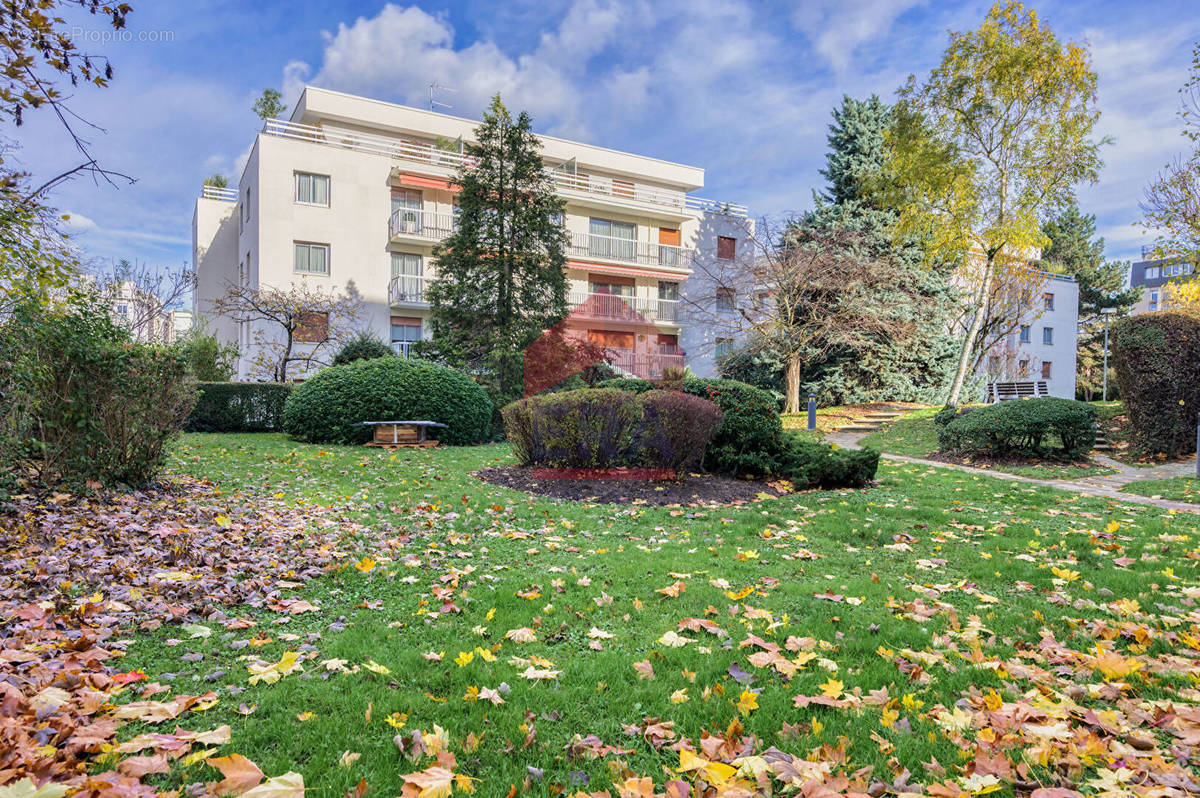 Appartement à RUEIL-MALMAISON