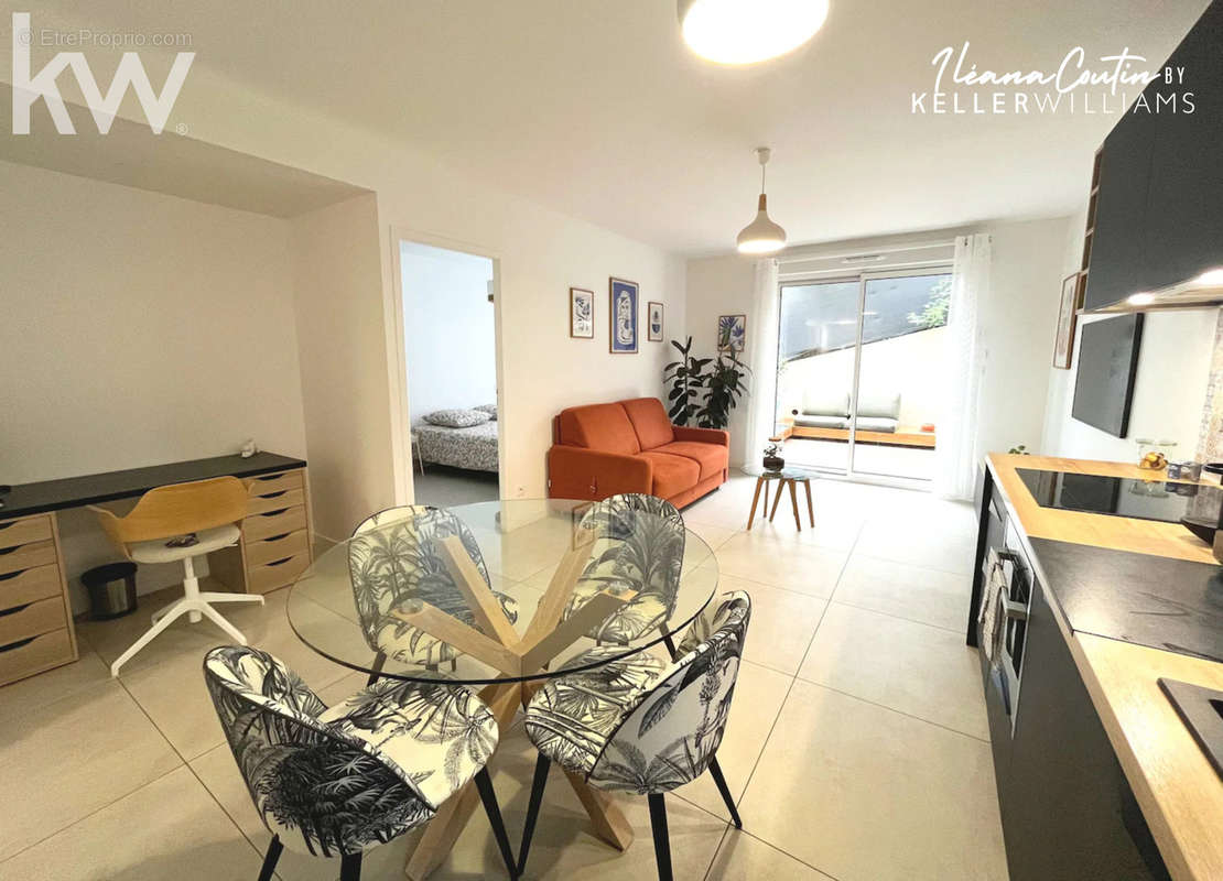 Appartement à HYERES