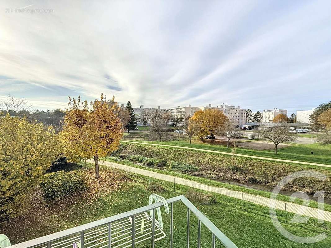 Appartement à CHEVIGNY-SAINT-SAUVEUR