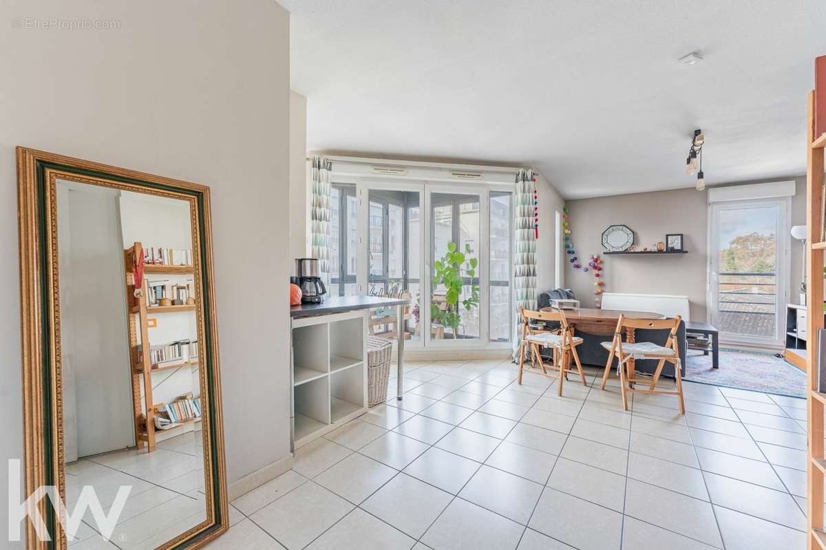 Appartement à LYON-9E