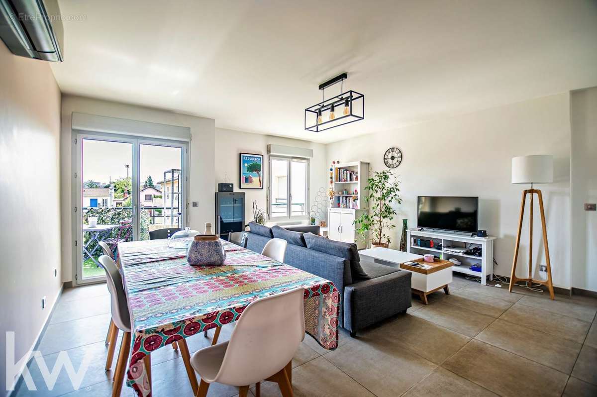 Appartement à LYON-8E