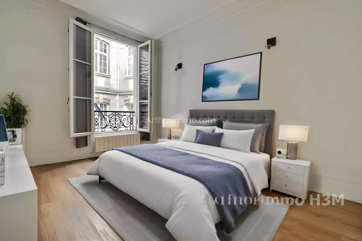 Appartement à PARIS-18E