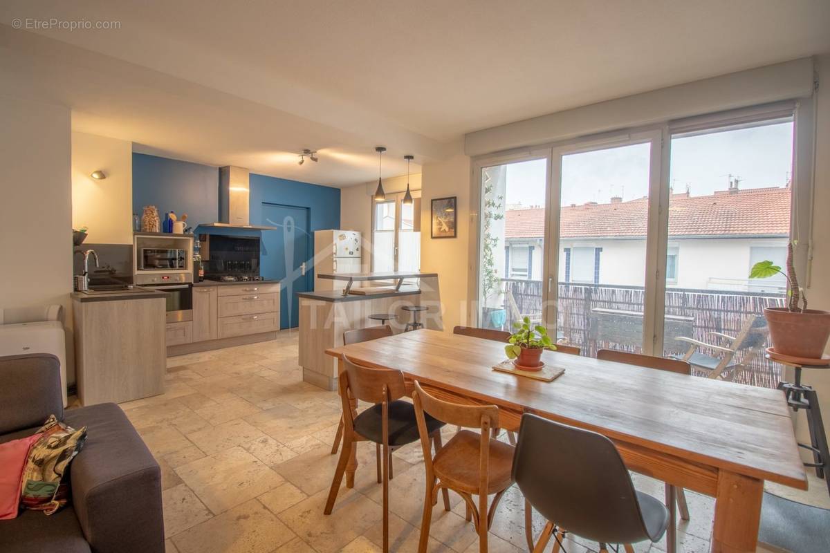 Appartement à LYON-3E