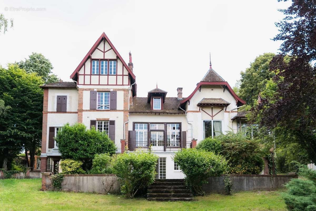 Maison à BOIS-LE-ROI