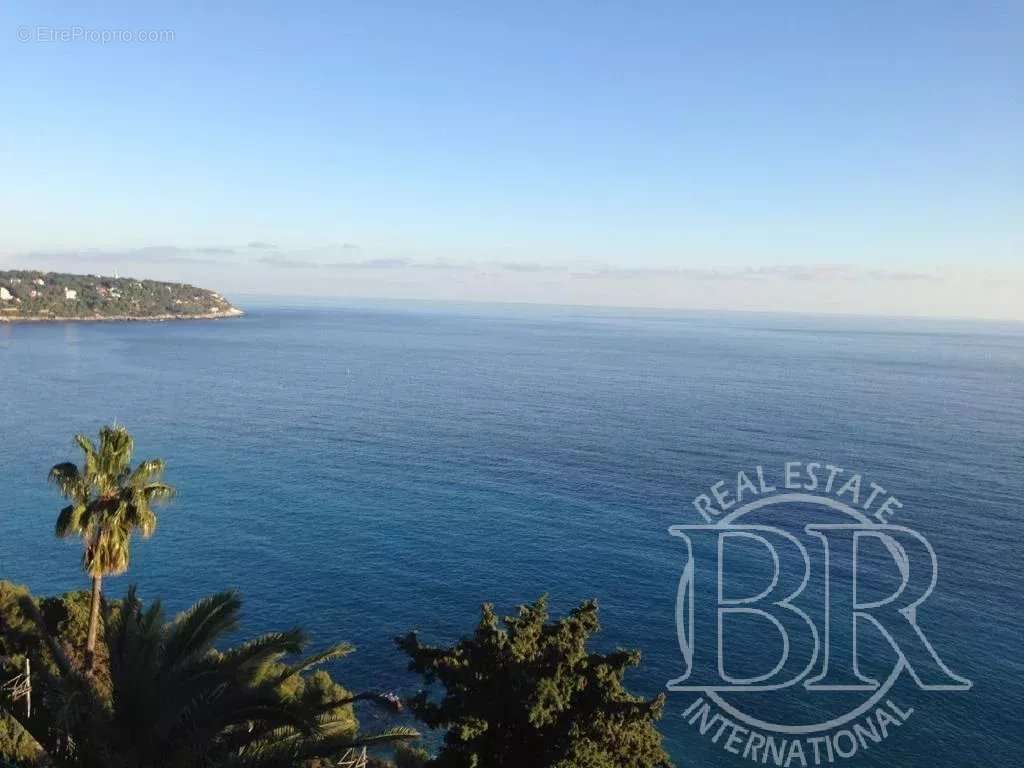 Appartement à ROQUEBRUNE-CAP-MARTIN