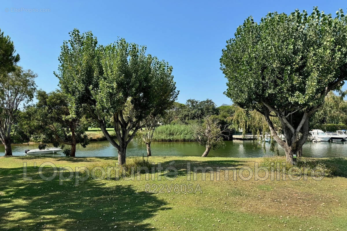 Appartement à MANDELIEU-LA-NAPOULE