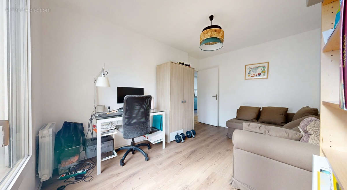 Appartement à NANTERRE