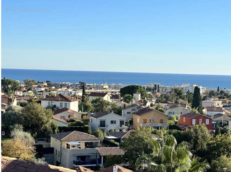 Maison à CAGNES-SUR-MER