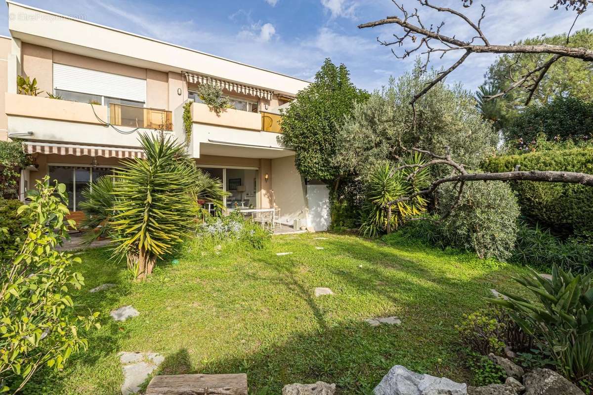 Appartement à CAGNES-SUR-MER