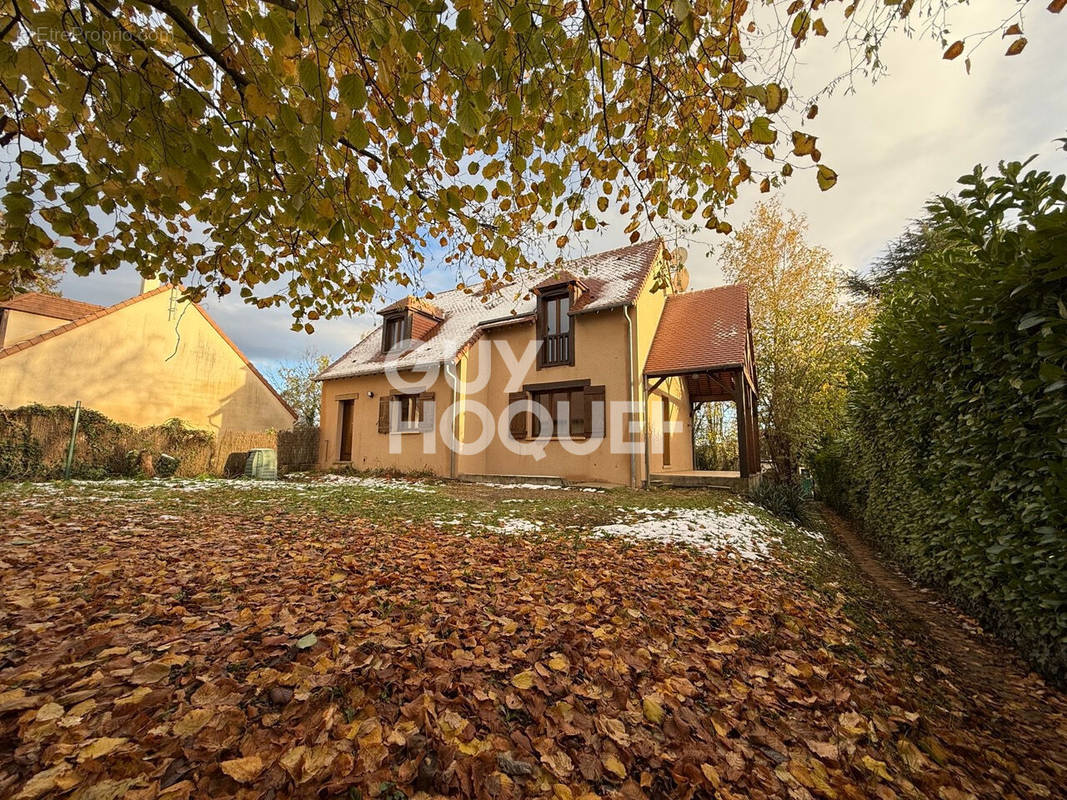 Maison à LEUVILLE-SUR-ORGE