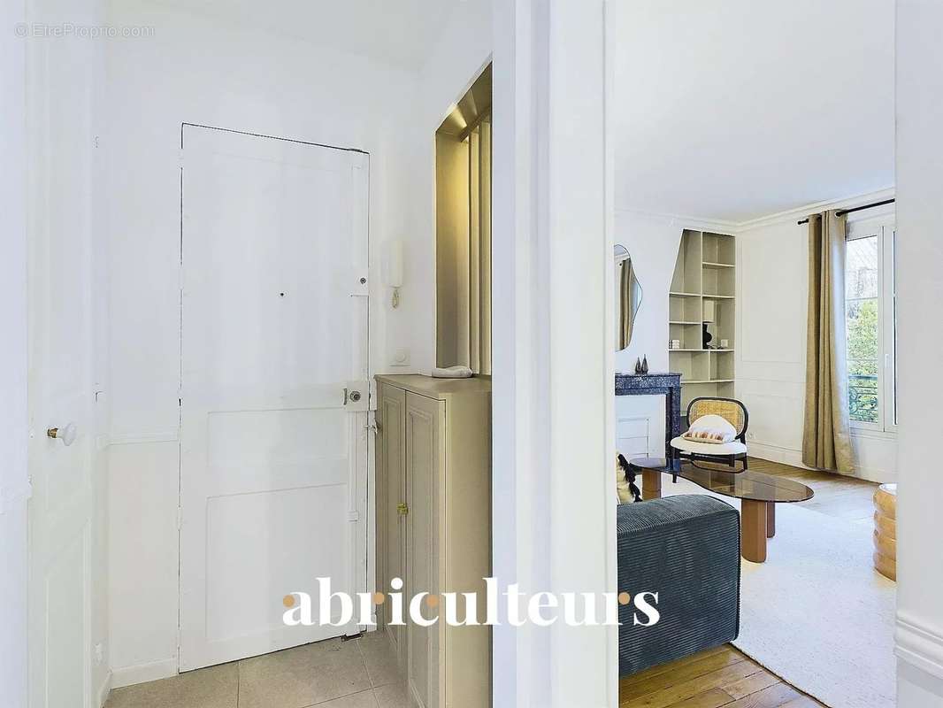 Appartement à PARIS-5E