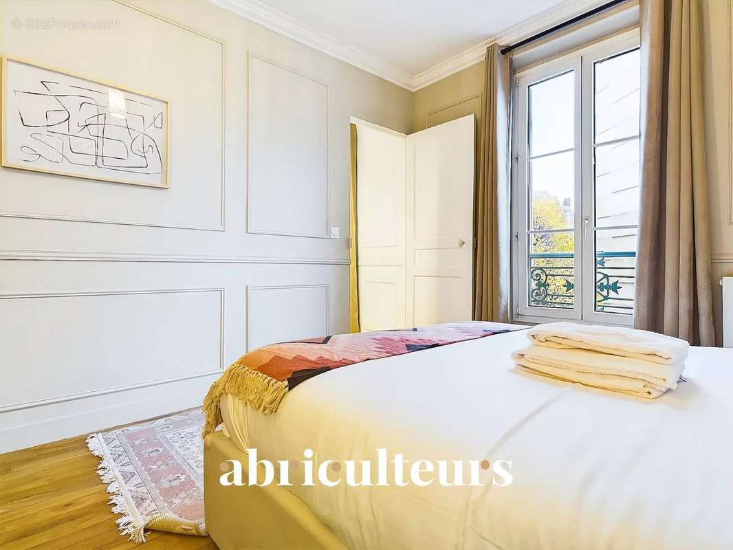 Appartement à PARIS-5E