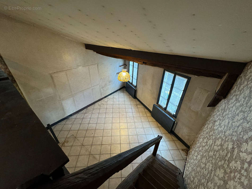 Appartement à PARIS-19E