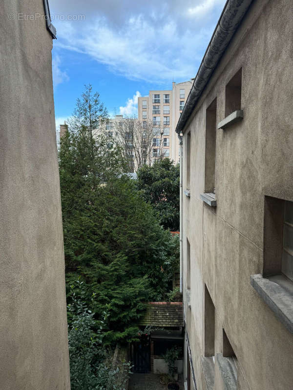 Appartement à PARIS-19E