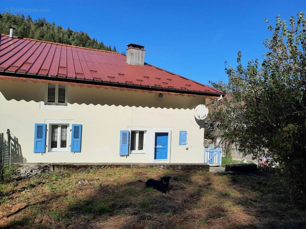   - Maison à CHOUX