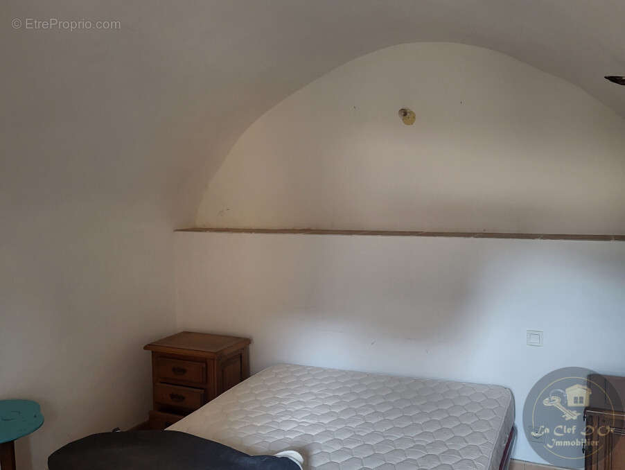 Appartement à ANNOT