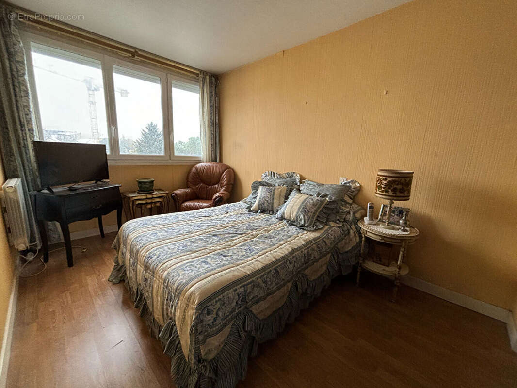 Appartement à BONNEUIL-SUR-MARNE