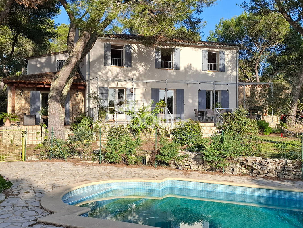 Maison à NIMES