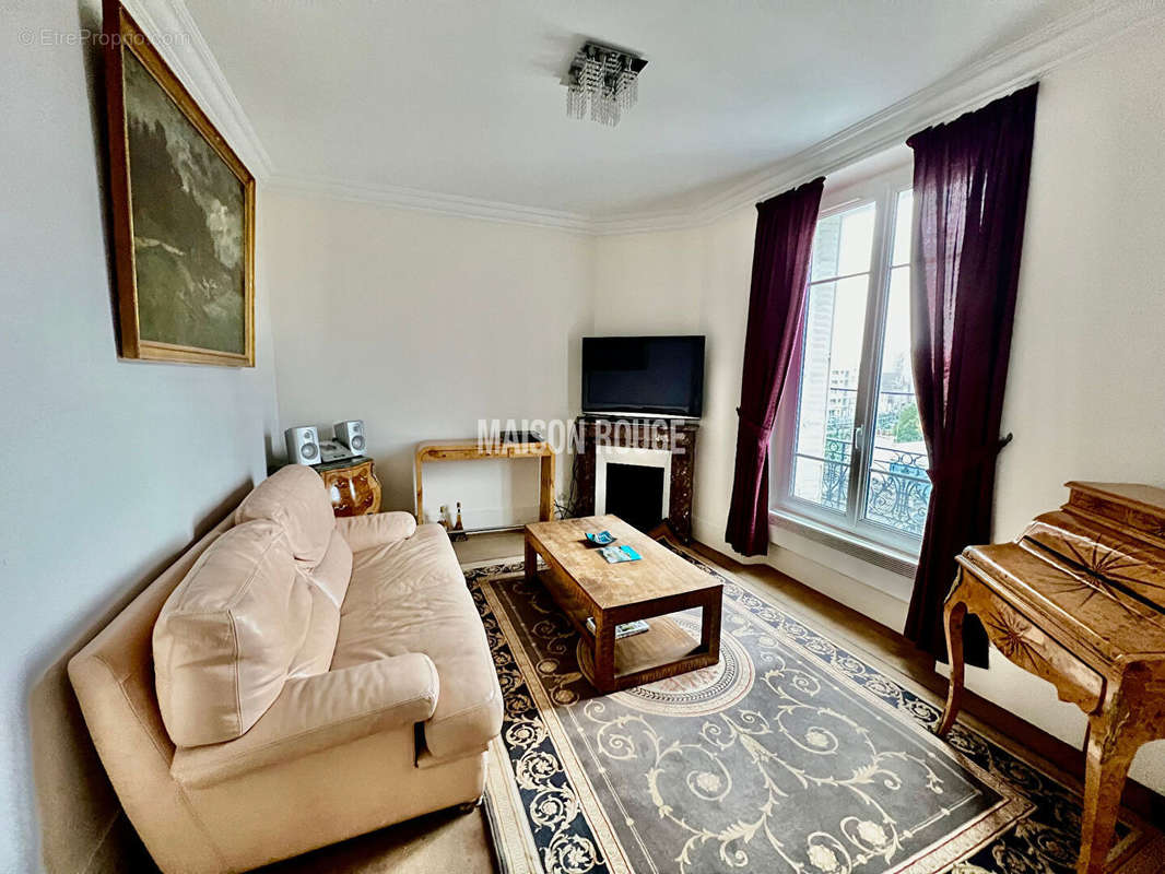 Appartement à COLOMBES