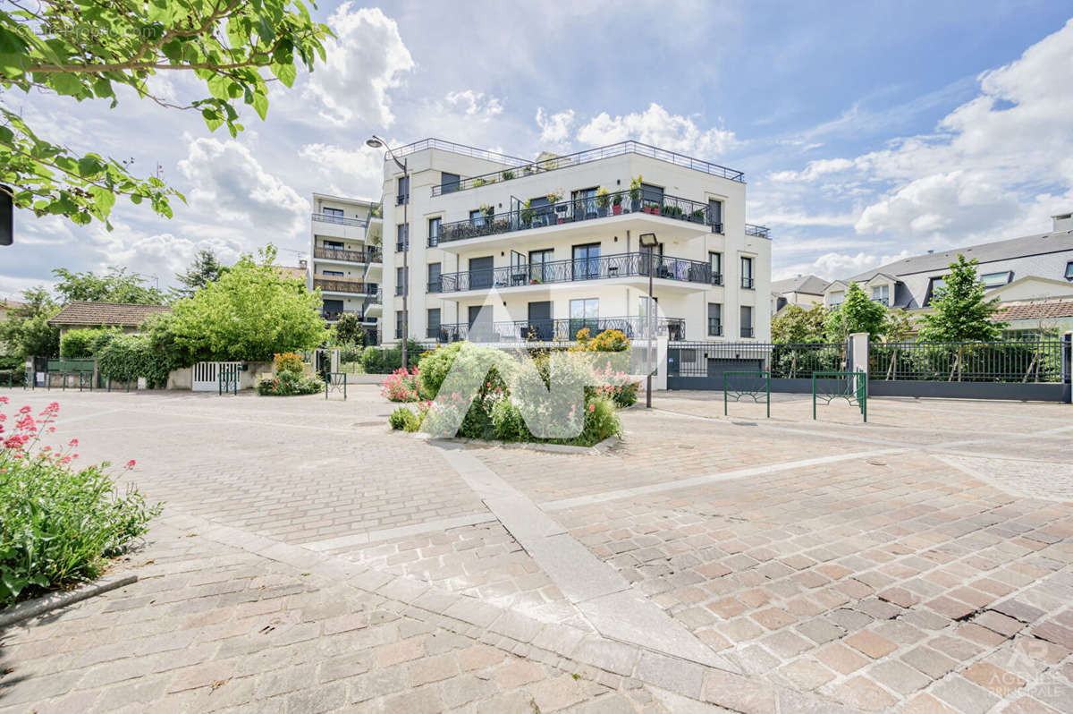 Appartement à RUEIL-MALMAISON