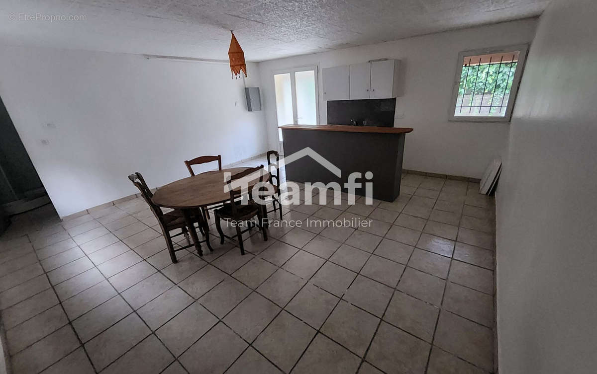 Appartement à BESSEGES