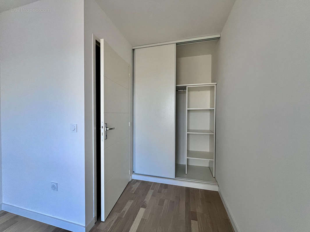 Appartement à MONT-SAINT-AIGNAN