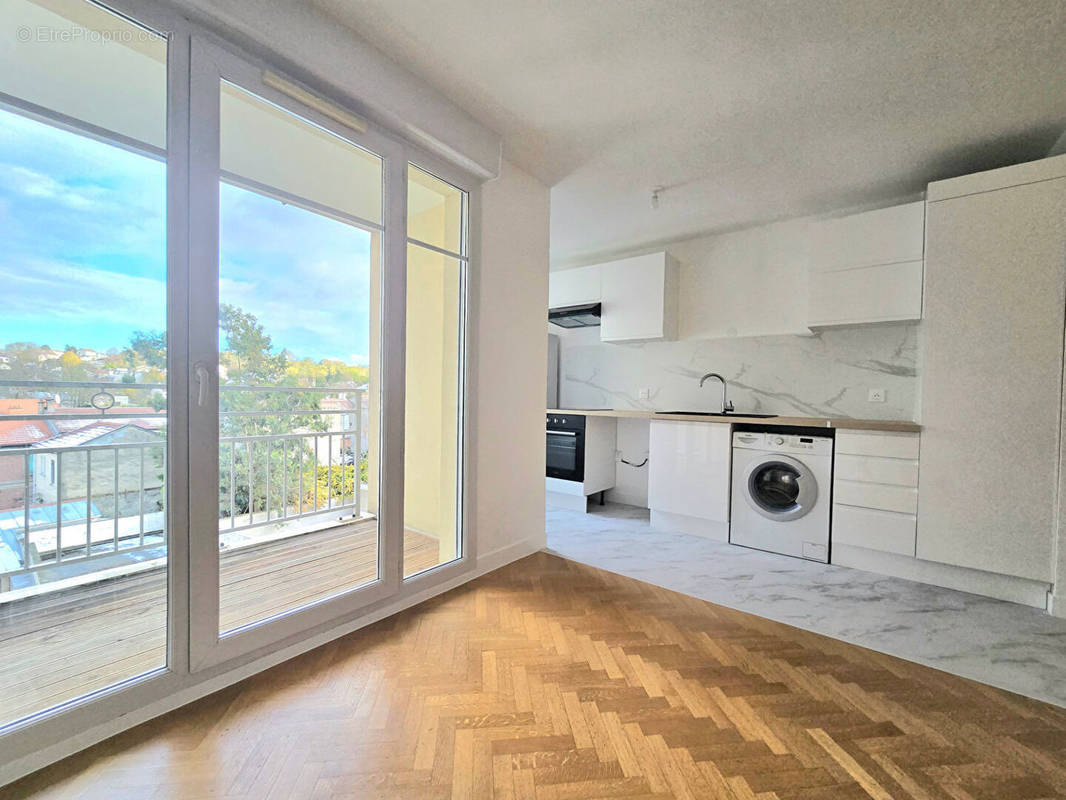 Appartement à ROSNY-SOUS-BOIS