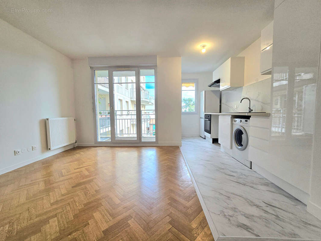 Appartement à ROSNY-SOUS-BOIS