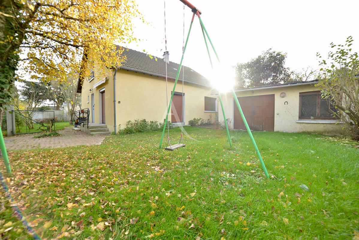 Maison à FONTENAY-SOUS-BOIS