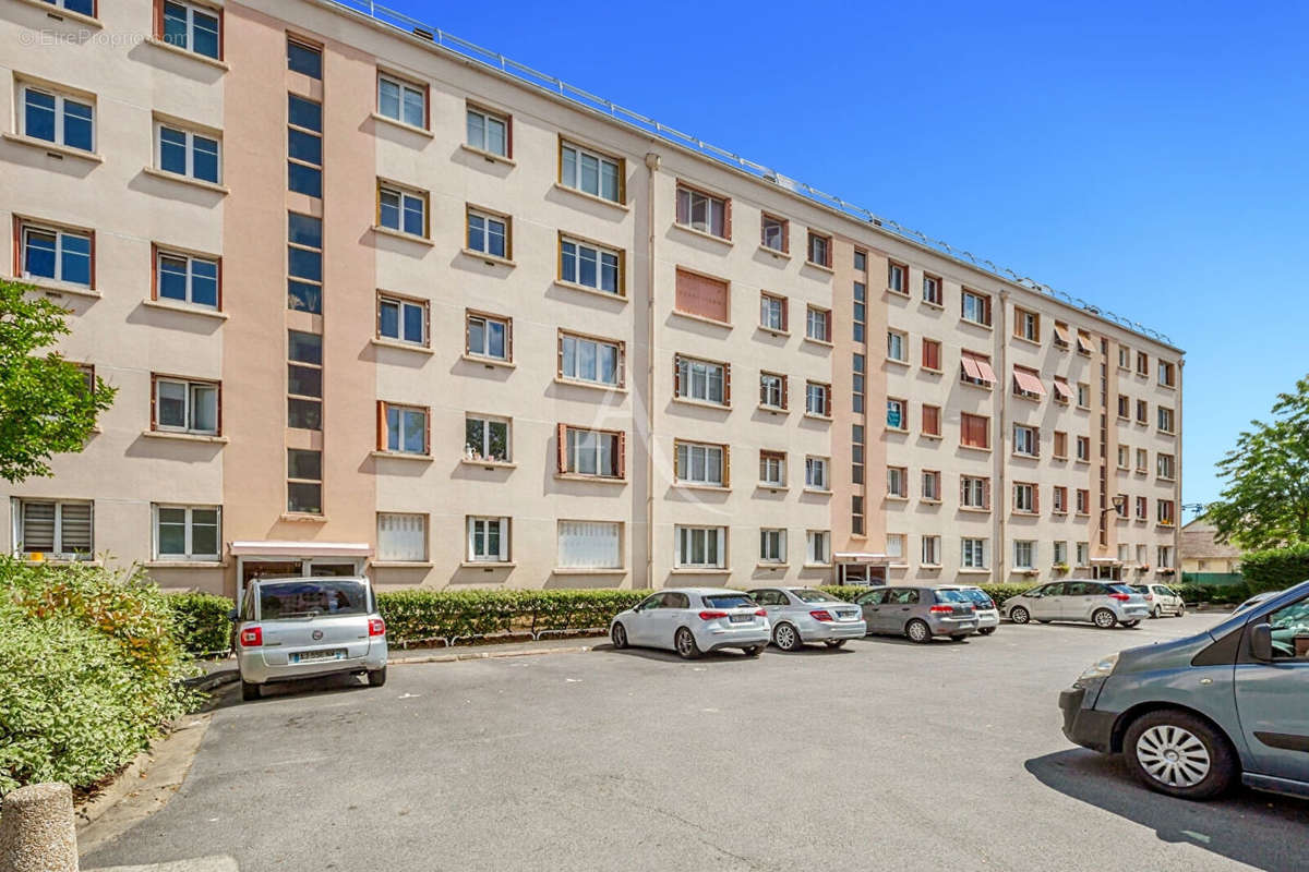 Appartement à CHAMPIGNY-SUR-MARNE