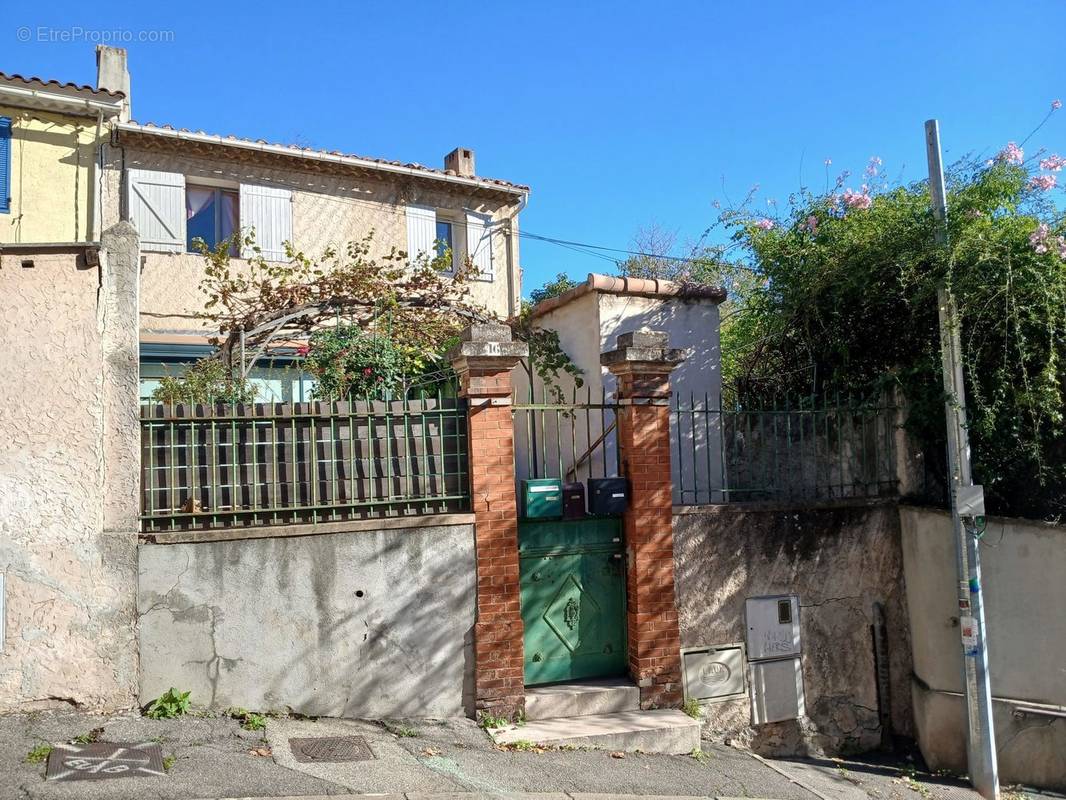 Maison à AUBAGNE