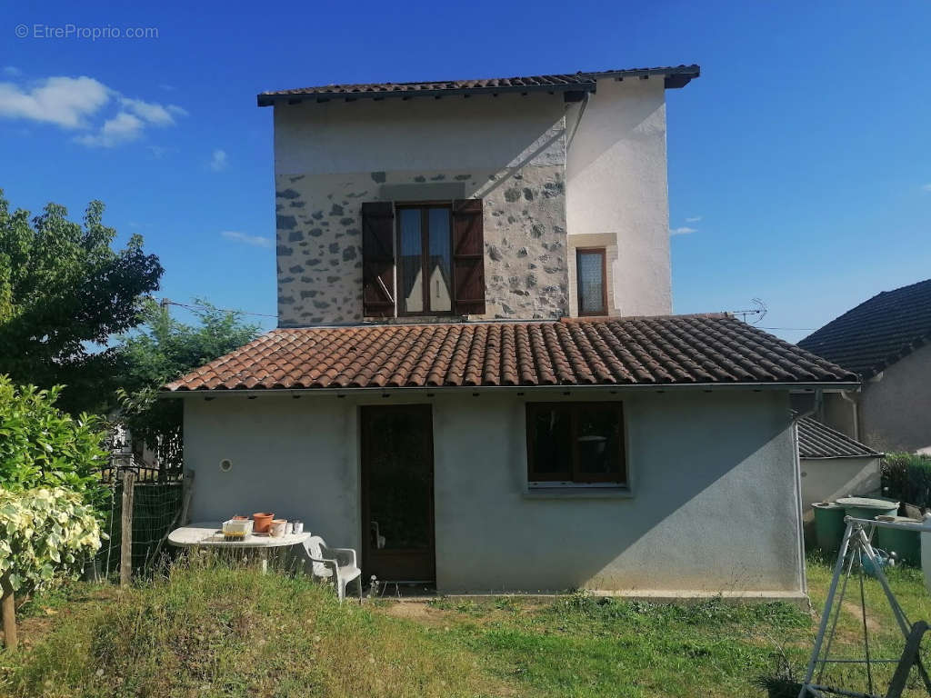 Maison à AIXE-SUR-VIENNE