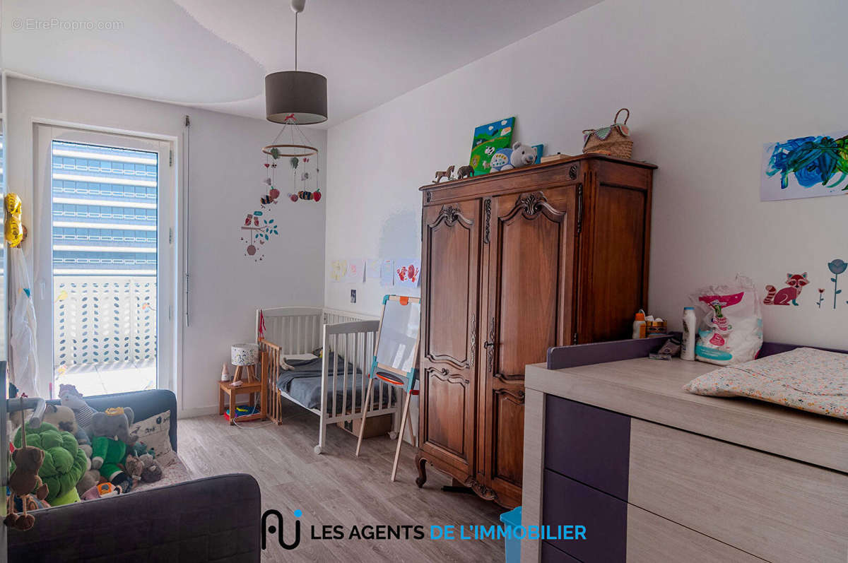 Appartement à NANTERRE