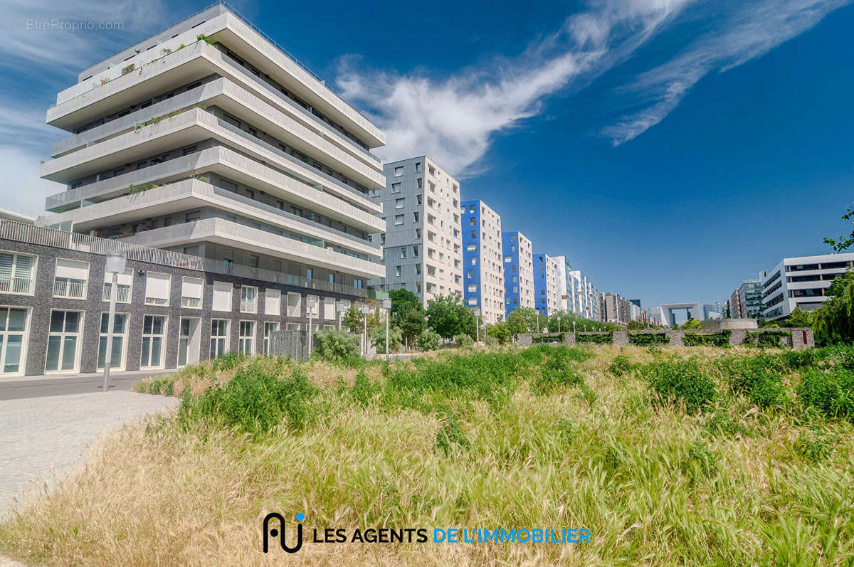 Appartement à NANTERRE