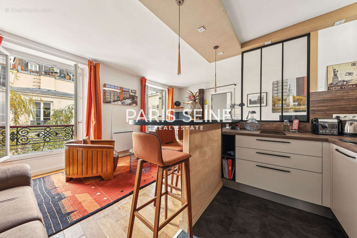 Appartement à PARIS-7E