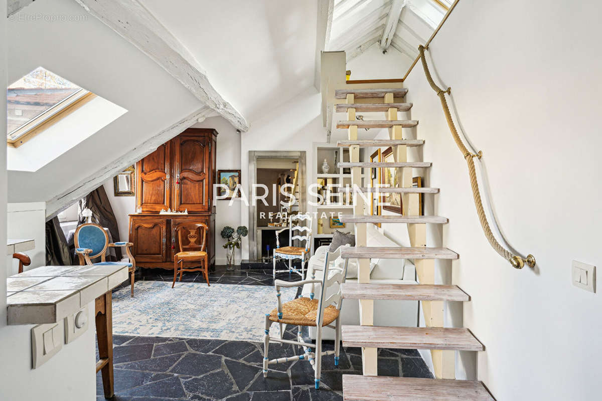 Appartement à PARIS-6E