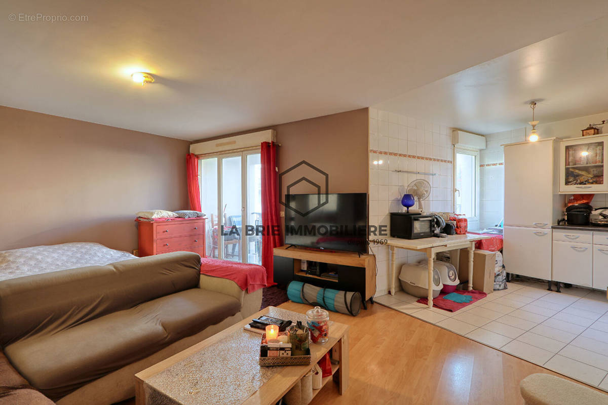 Appartement à LIMEIL-BREVANNES