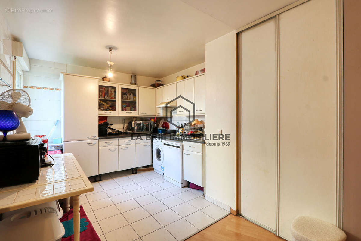 Appartement à LIMEIL-BREVANNES