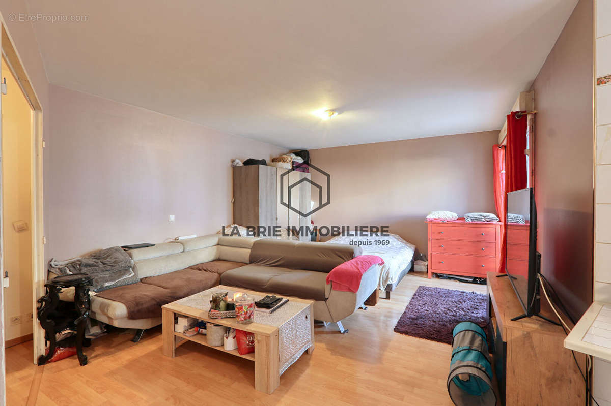 Appartement à LIMEIL-BREVANNES