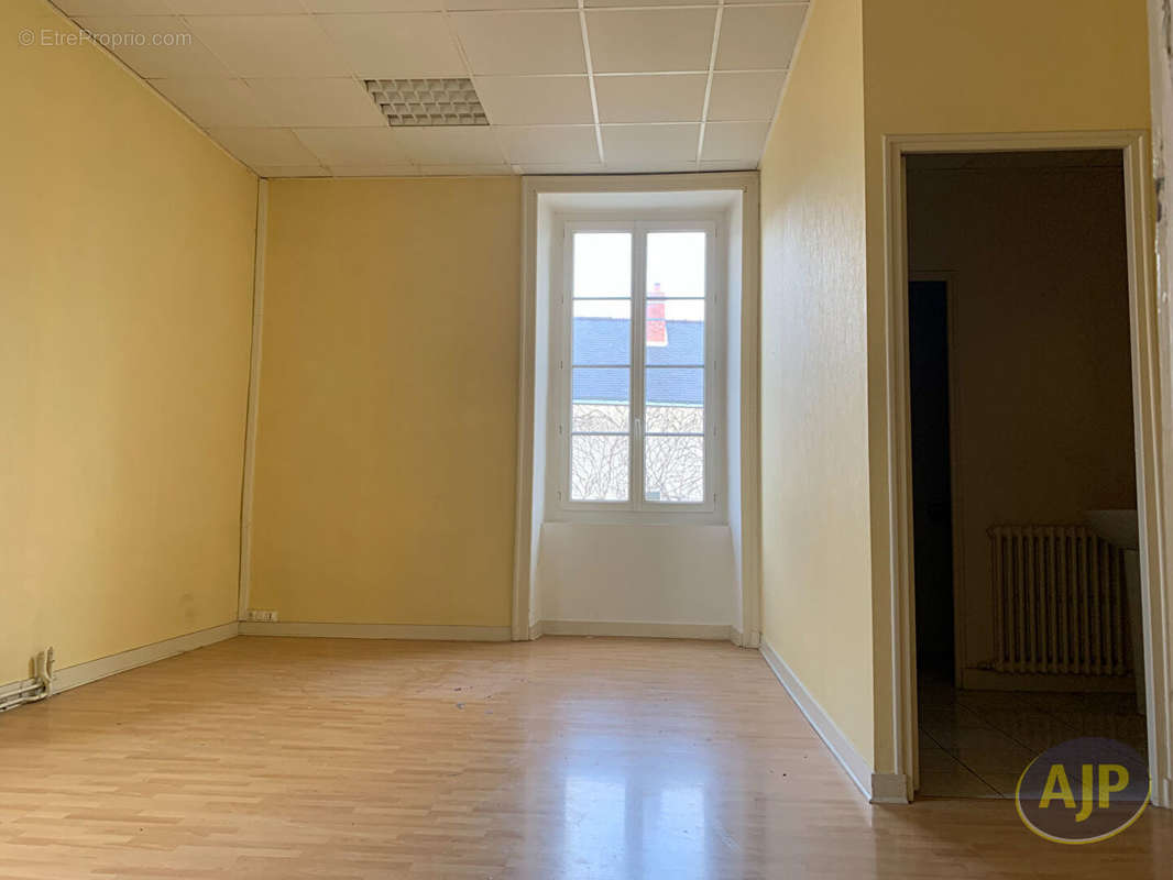 Appartement à SEGRE