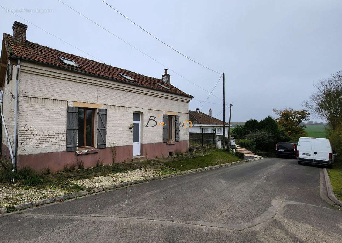 Maison à ACHIET-LE-GRAND