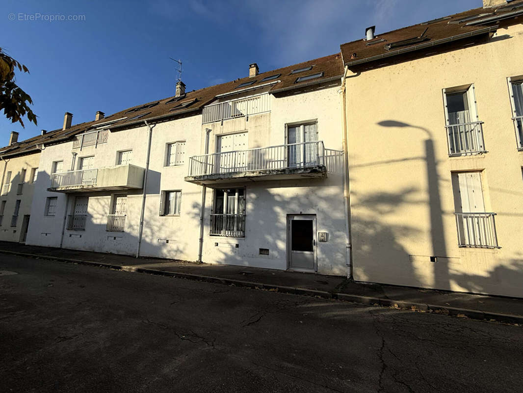 Appartement à MOULINS