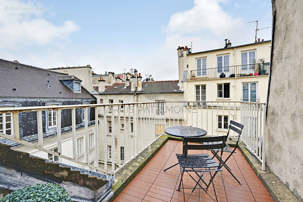 Appartement à PARIS-6E