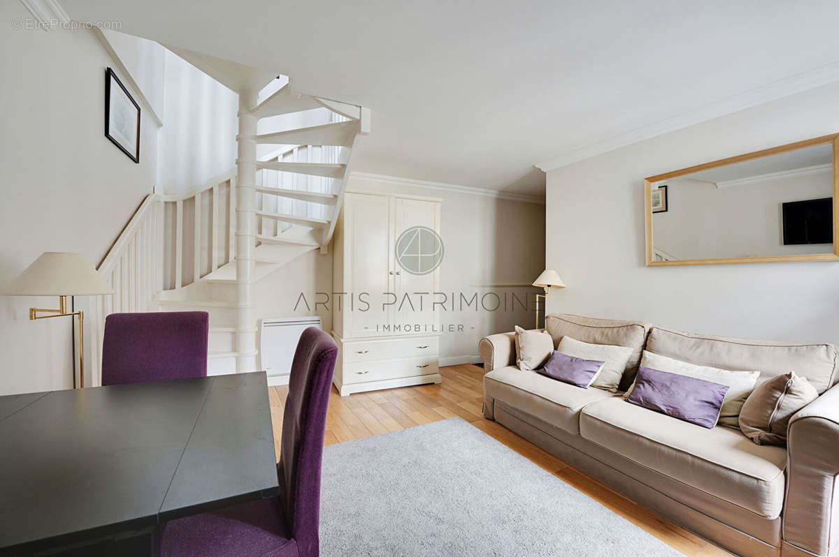 Appartement à PARIS-6E