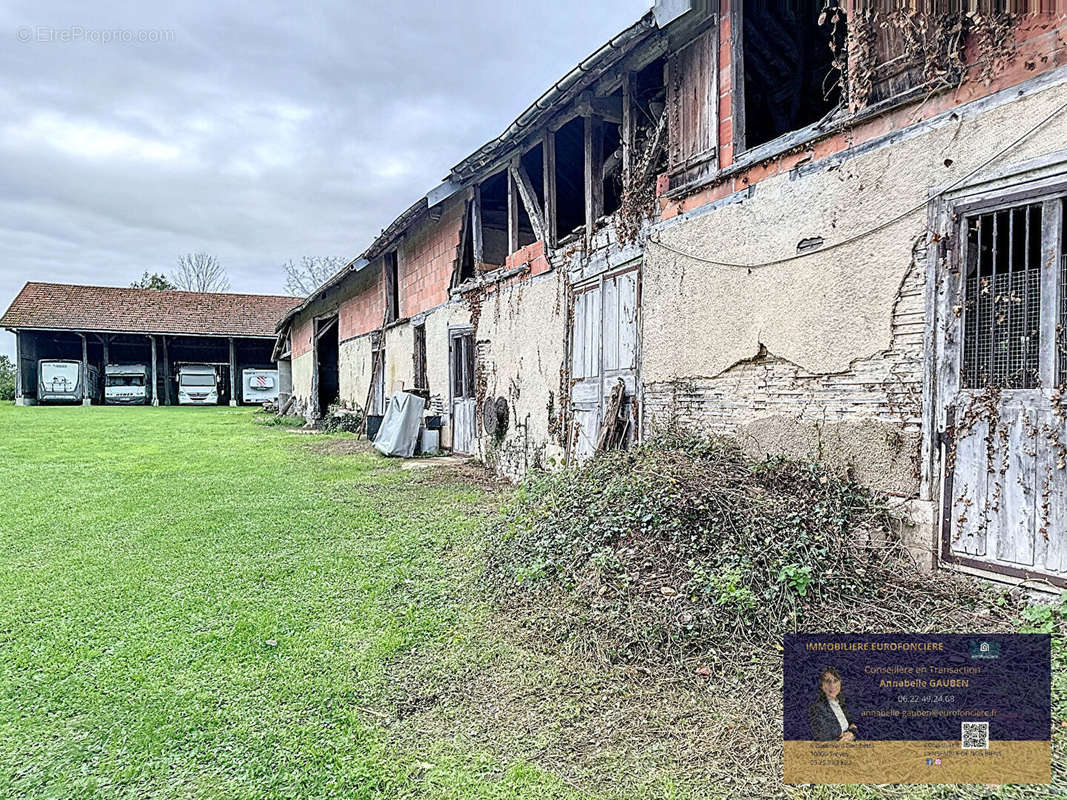 Maison à LAINES-AUX-BOIS