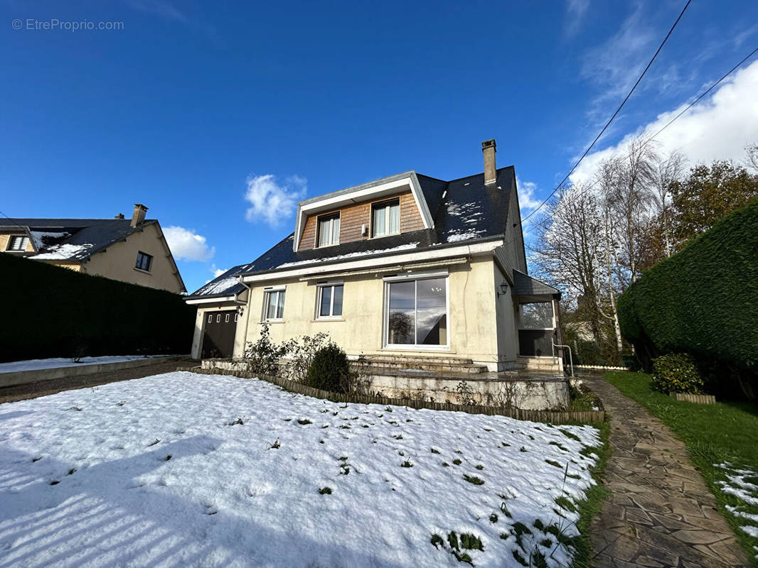 Maison à VATTETOT-SOUS-BEAUMONT