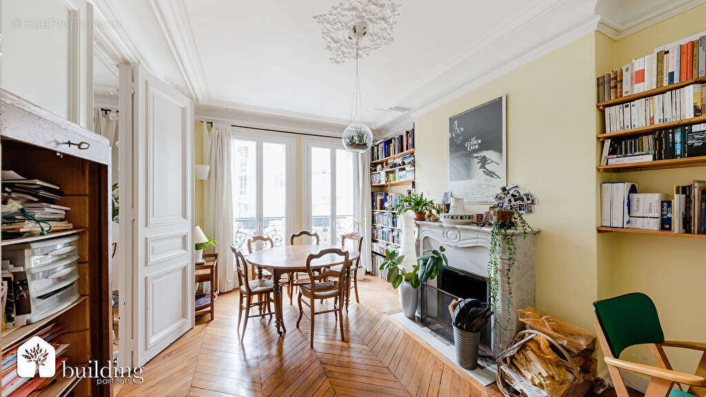 Appartement à LEVALLOIS-PERRET