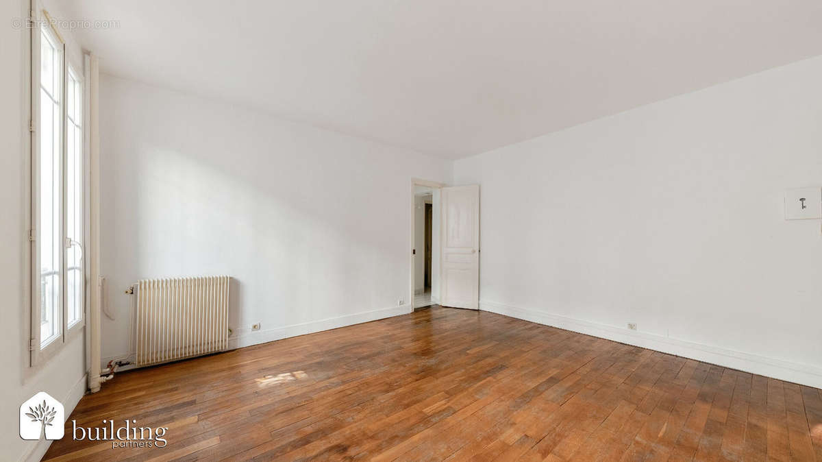 Appartement à LEVALLOIS-PERRET